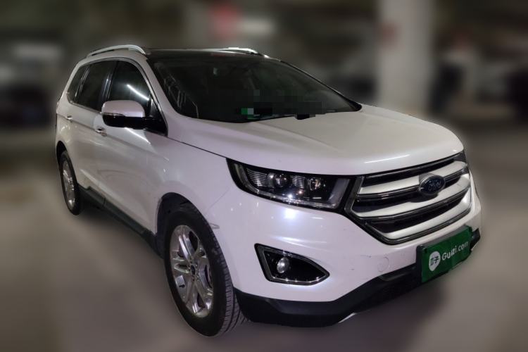 Used Ford Edge 2016 EcoBoost 245 Four-Wheel Drive Titanium Edition 7-Seater Front Right 45 Deg