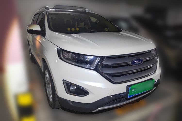 Used Ford Edge 2016 EcoBoost 245 Two-Wheel-Drive Titanium 7-Seater Front Right 45 Deg