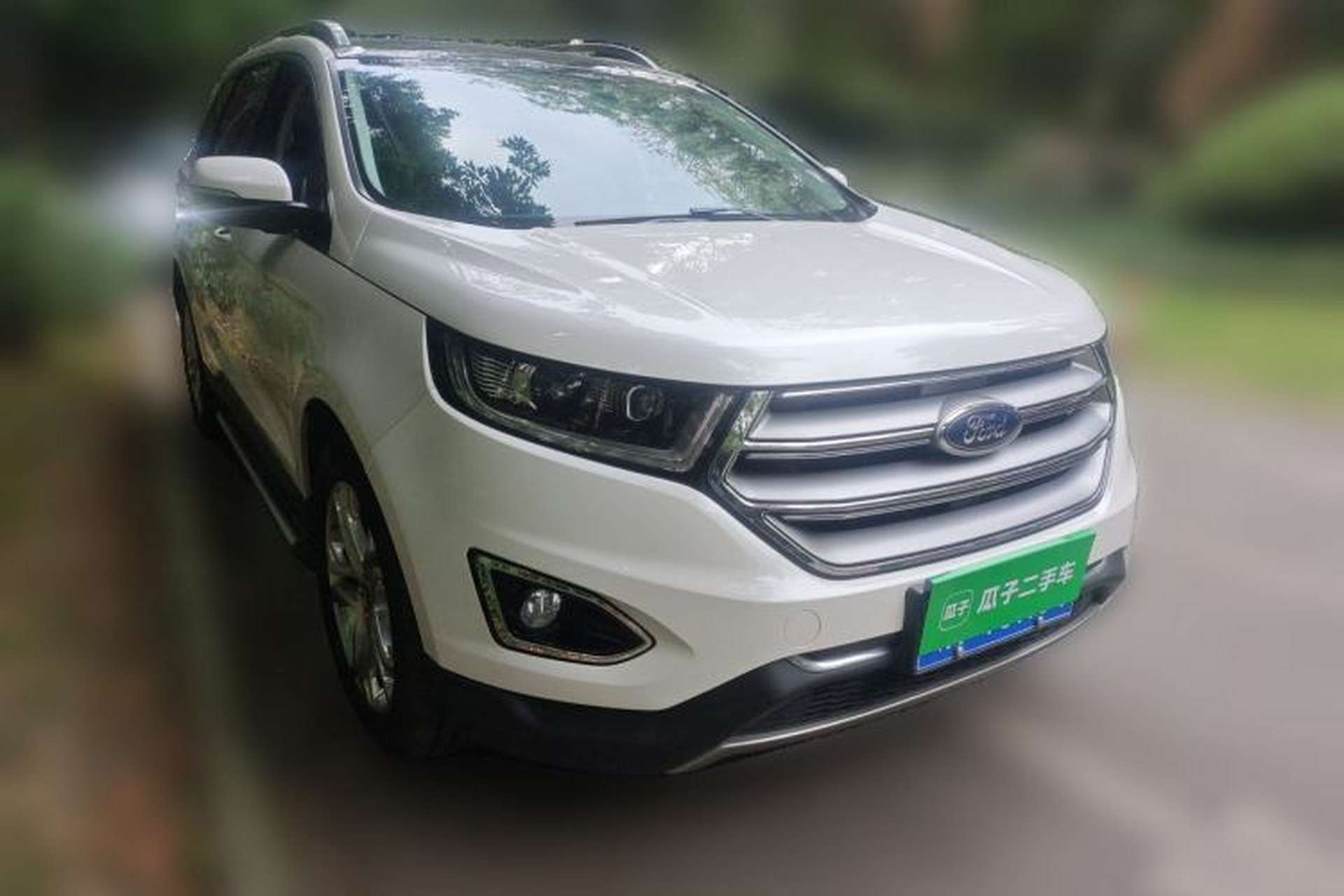 Used Ford Edge 2016 EcoBoost 245 Two-Wheel-Drive Titanium 7-Seater Front Right 45 Deg