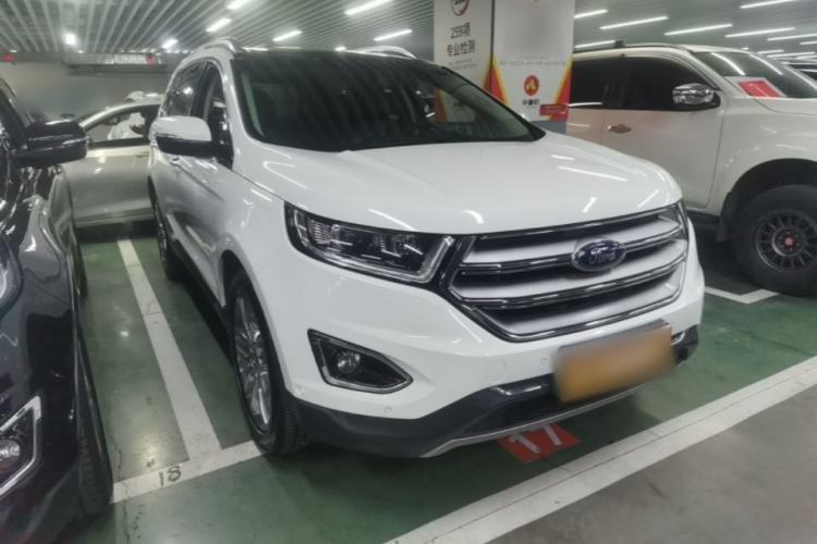 Used Ford Edge 2016 EcoBoost 245 Four-Wheel Drive Titanium 7-Seater Front Right 45 Deg