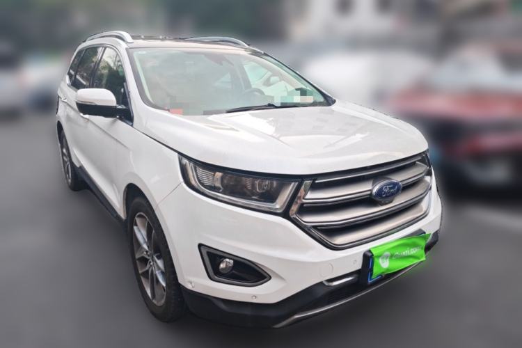 Used Ford Edge 2016 EcoBoost 330 V6 Four-Wheel-Drive Flagship Model with 7 Seats Front Right 45 Deg