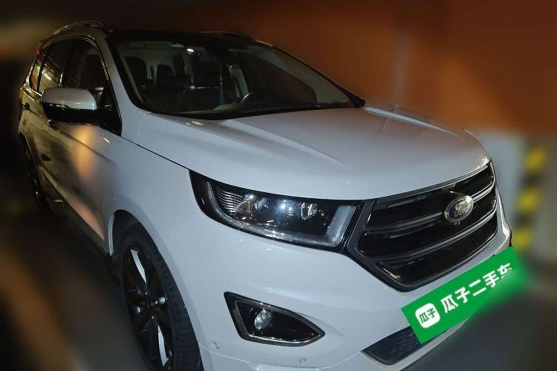 Used Ford Edge 2016 EcoBoost 330 V6 Four-Wheel Drive Sporty 7-Seater Front Right 45 Deg