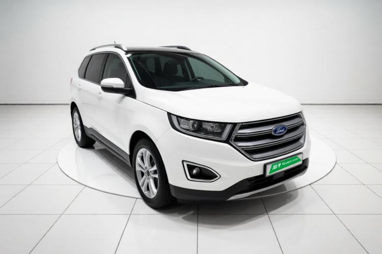 Used Ford Edge 2016 EcoBoost 245 Four-Wheel Drive Titanium Edition 7-Seater Front Right 45 Deg
