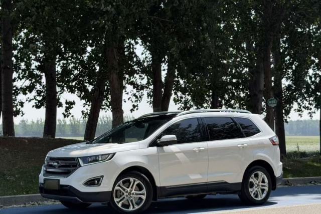 Ford Edge 2016 EcoBoost 245 Two-Wheel-Drive Titanium 7-Seater de segunda mano