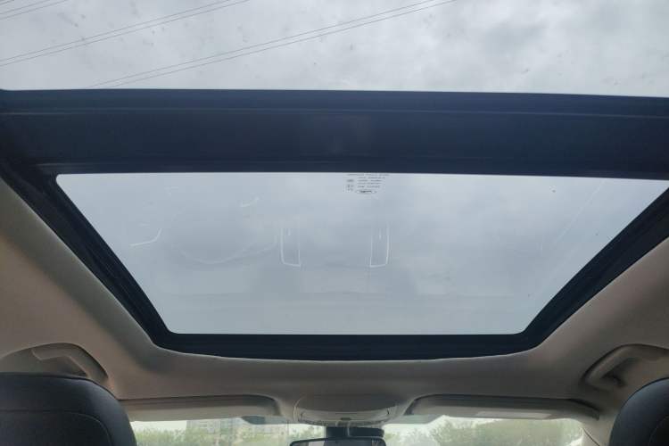 Used Ford Edge 2016 EcoBoost 245 Four-Wheel Drive Titanium 7-Seater Headliner