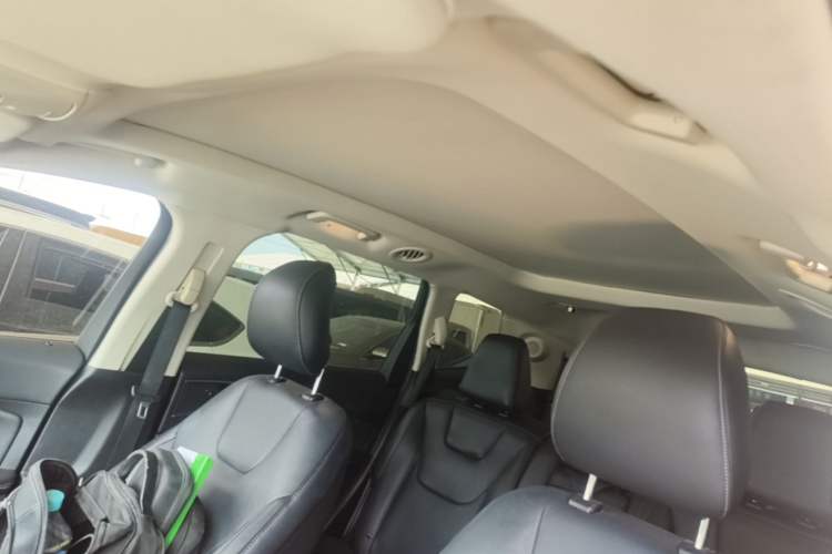 Used Ford Edge 2016 EcoBoost 245 Four-Wheel Drive Titanium 7-Seater Headliner