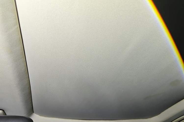 Used Ford Edge 2016 EcoBoost 245 Two-Wheel-Drive Titanium 7-Seater Headliner