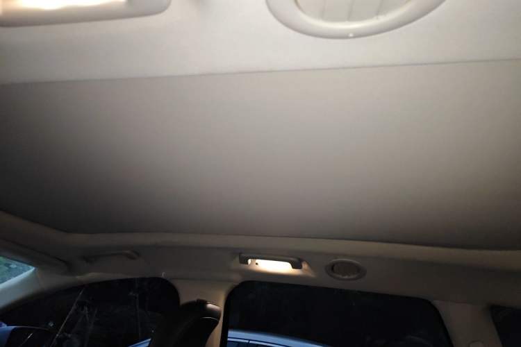 Used Ford Edge 2016 EcoBoost 245 Two-Wheel-Drive Titanium 7-Seater Headliner