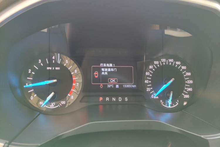 Used Ford Edge 2016 EcoBoost 245 Two-Wheel-Drive Titanium 5-Seater Instrument Cluster