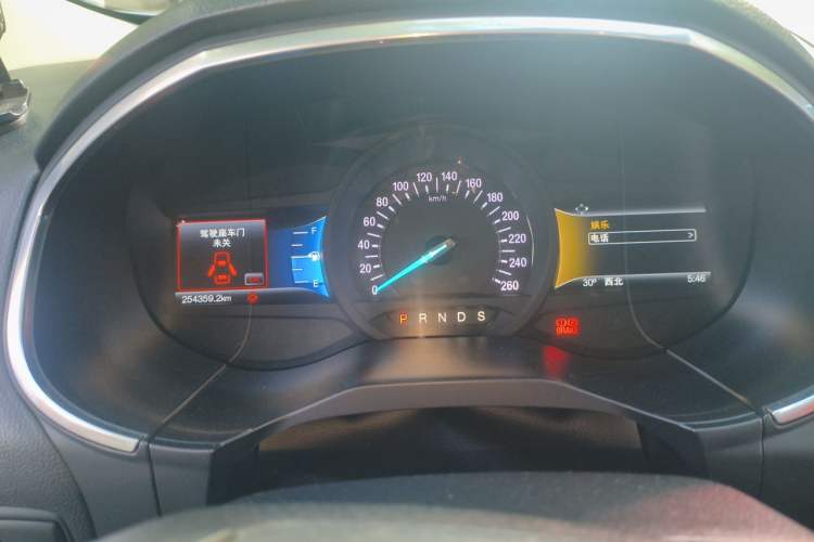 Used Ford Edge 2016 EcoBoost 245 Two-Wheel-Drive Titanium 7-Seater Instrument Cluster