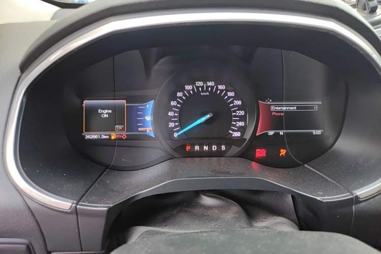 Used Ford Edge 2016 EcoBoost 245 Two-Wheel-Drive Titanium 7-Seater Instrument Cluster