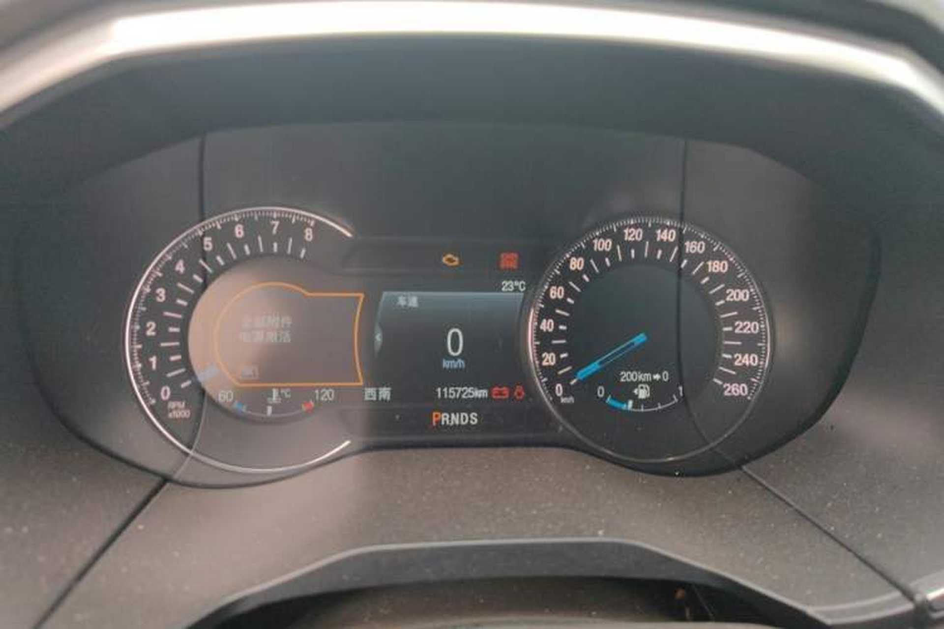 Used Ford Edge 2016 EcoBoost 245 Four-Wheel Drive Titanium 7-Seater Instrument Cluster