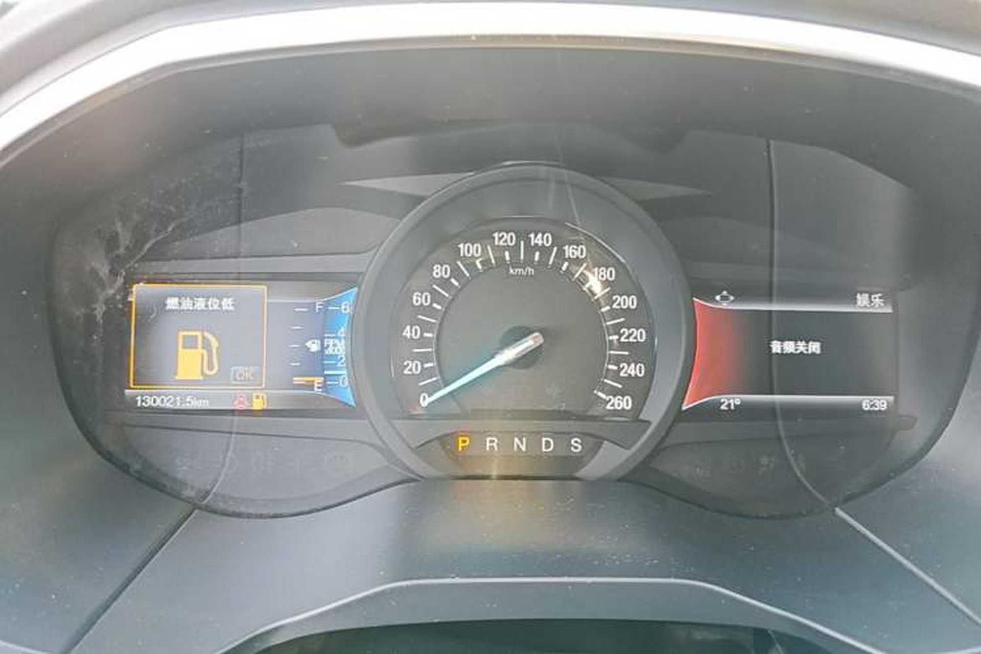Used Ford Edge 2016 EcoBoost 245 Two-Wheel-Drive Titanium 7-Seater Instrument Cluster