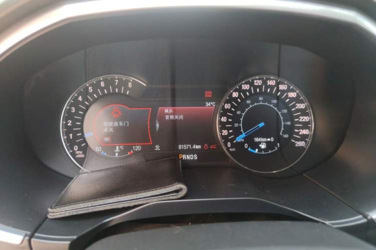 Used Ford Edge 2016 EcoBoost 245 Four-Wheel Drive Titanium 7-Seater Instrument Cluster