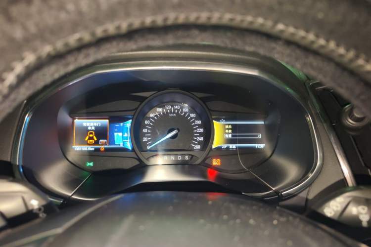 Used Ford Edge 2016 EcoBoost 245 Four-Wheel Drive Titanium Edition 7-Seater Instrument Cluster