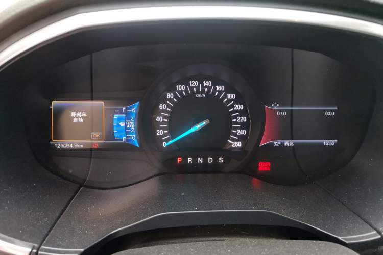 Used Ford Edge 2016 EcoBoost 245 Two-Wheel-Drive Titanium 7-Seater Instrument Cluster
