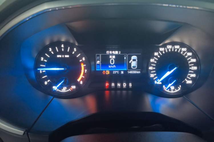 Used Ford Edge 2016 EcoBoost 245 Two-Wheel-Drive Titanium 5-Seater Instrument Cluster