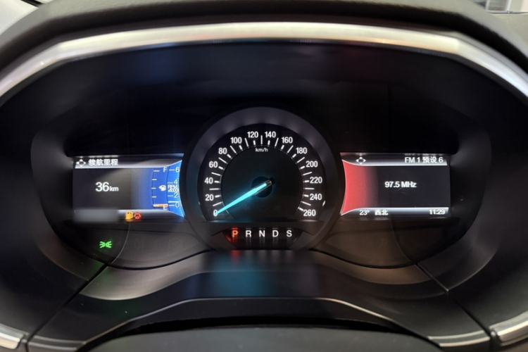 Used Ford Edge 2016 EcoBoost 245 Four-Wheel Drive Titanium Edition 7-Seater Instrument Cluster