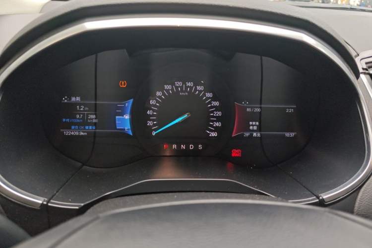 Used Ford Edge 2016 EcoBoost 245 Two-Wheel-Drive Titanium 7-Seater Instrument Cluster