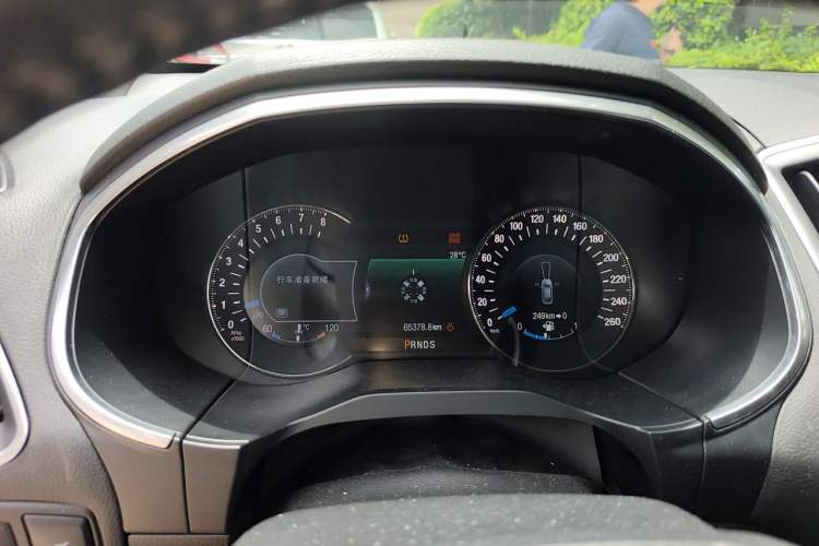 Used Ford Edge 2016 EcoBoost 245 Four-Wheel Drive Titanium 7-Seater Instrument Cluster