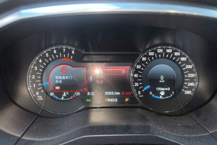 Used Ford Edge 2016 EcoBoost 245 Four-Wheel Drive Titanium 7-Seater Instrument Cluster