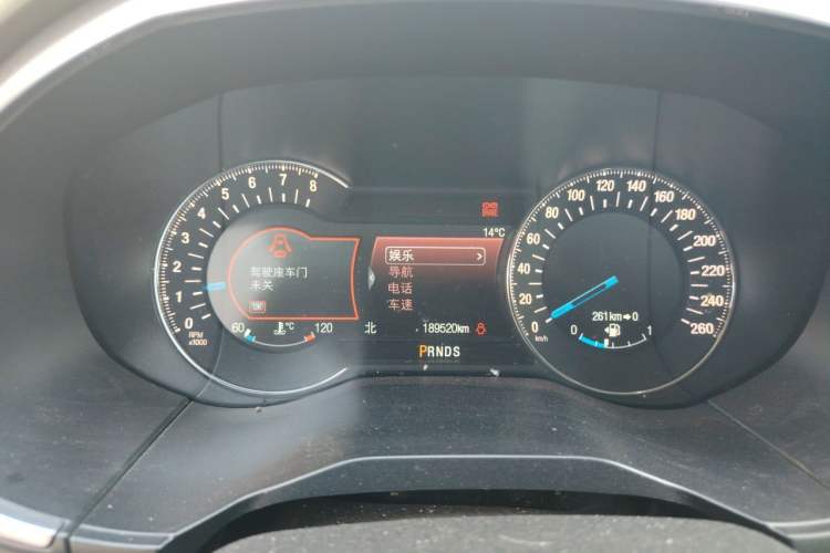 Used Ford Edge 2016 EcoBoost 245 Four-Wheel Drive Titanium 7-Seater Instrument Cluster