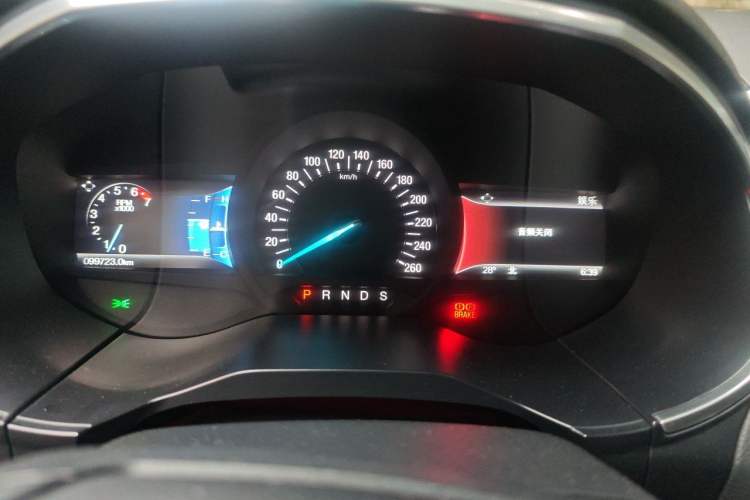 Used Ford Edge 2016 EcoBoost 245 Two-Wheel-Drive Titanium 7-Seater Instrument Cluster