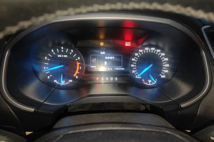 Used Ford Edge 2016 EcoBoost 245 Two-Wheel-Drive Titanium 5-Seater Instrument Cluster