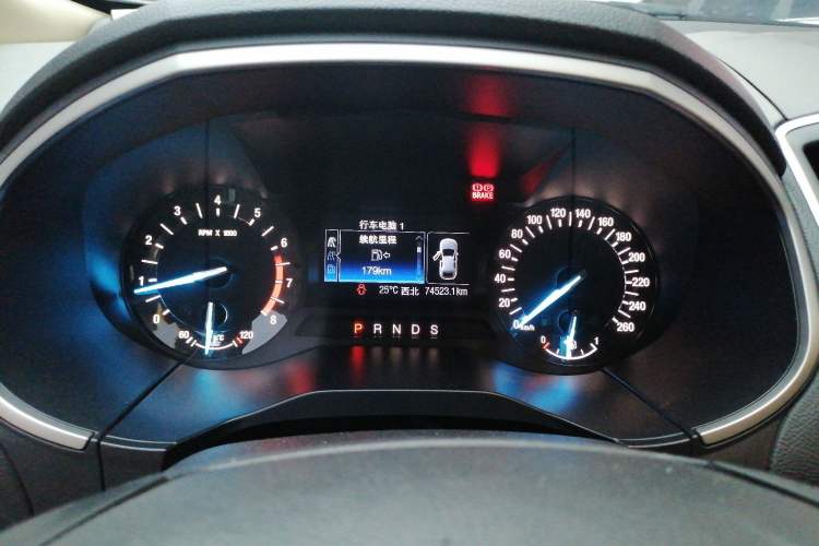 Used Ford Edge 2016 EcoBoost 245 Two-Wheel-Drive Titanium 5-Seater Instrument Cluster