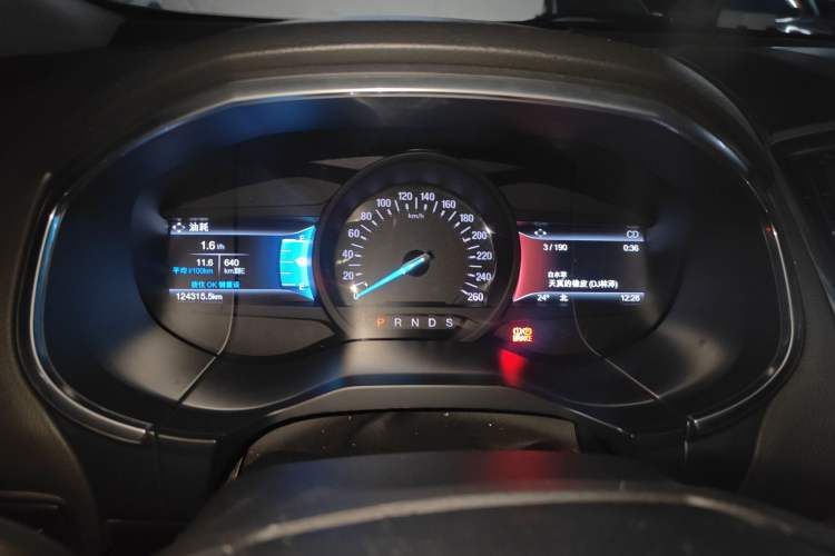 Used Ford Edge 2016 EcoBoost 245 Four-Wheel Drive Titanium Edition 7-Seater Instrument Cluster