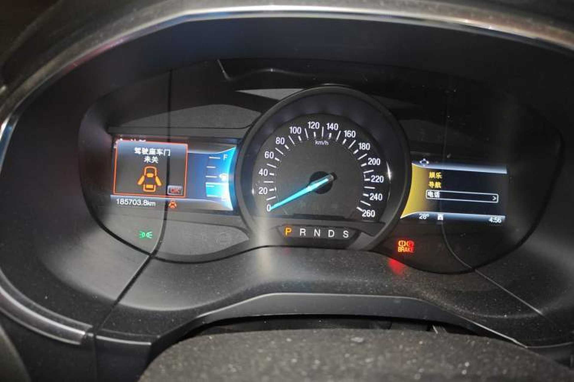 Used Ford Edge 2016 EcoBoost 330 V6 Four-Wheel Drive Sporty 7-Seater Instrument Cluster