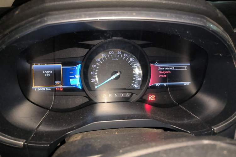 Used Ford Edge 2016 EcoBoost 245 Four-Wheel Drive Titanium Edition 7-Seater Instrument Cluster