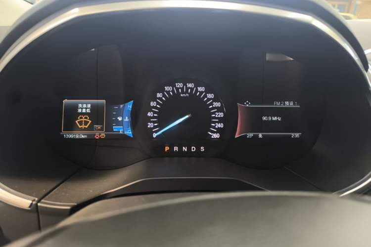 Used Ford Edge 2016 EcoBoost 245 Two-Wheel-Drive Titanium 7-Seater Instrument Cluster
