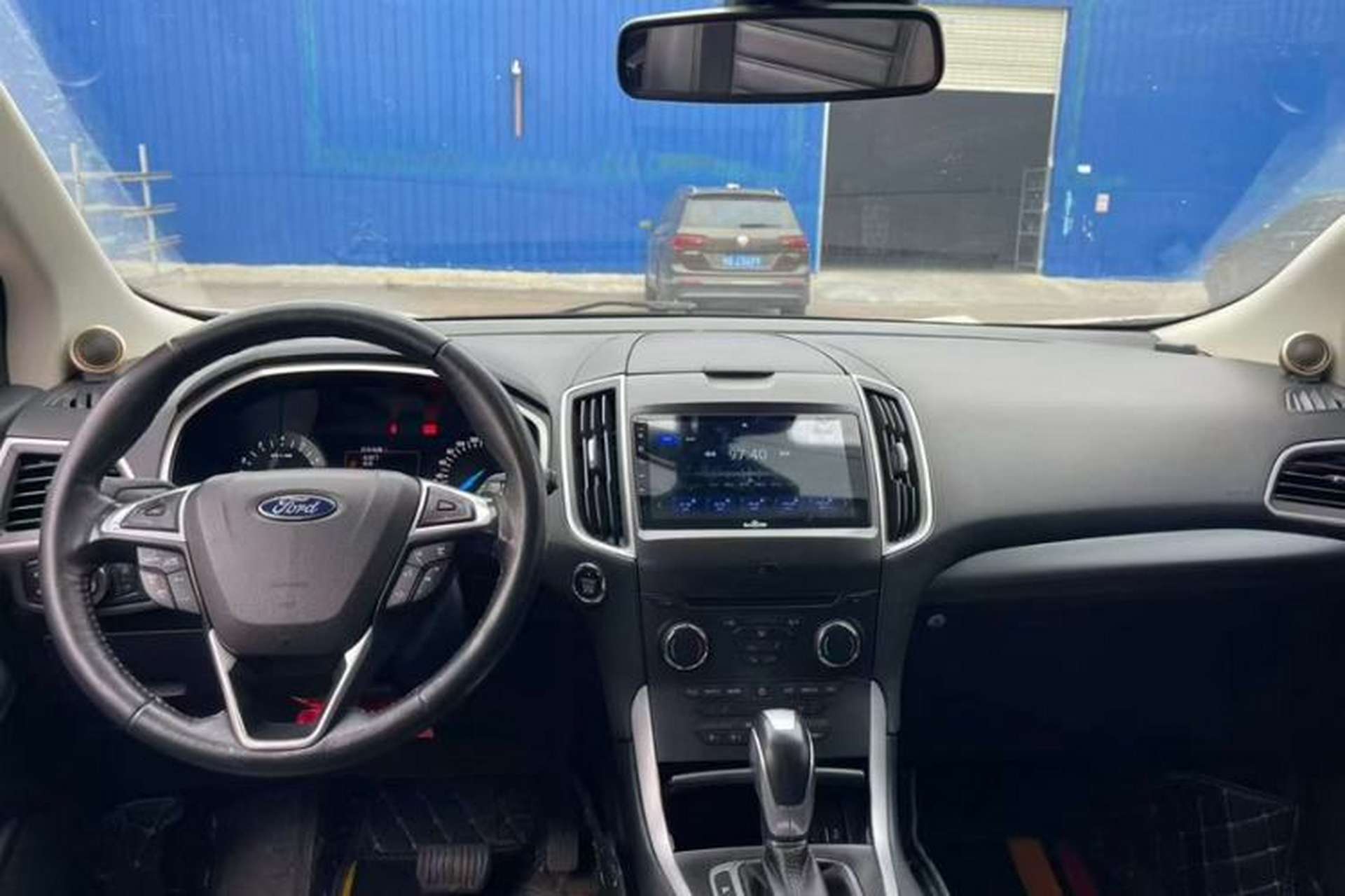 Used Ford Edge 2016 EcoBoost 245 Two-Wheel-Drive Platinum Edition 7-Seater Interior 1
