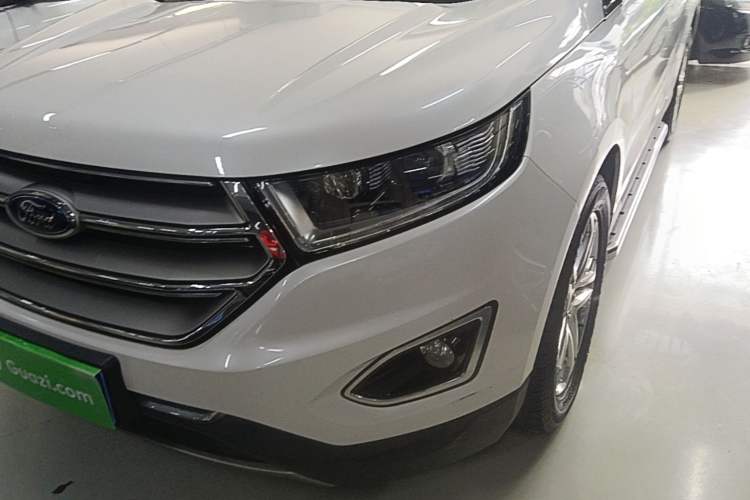 Used Ford Edge 2016 EcoBoost 245 Two-Wheel-Drive Titanium 7-Seater Left Front Headlight