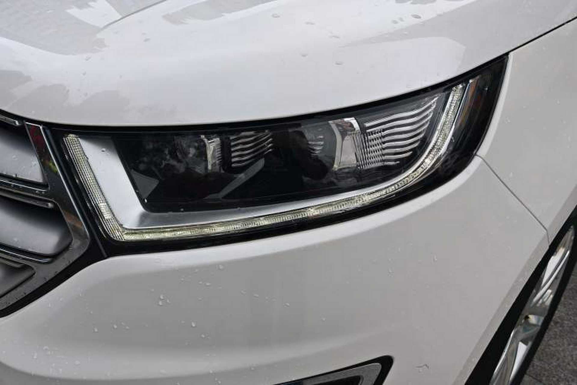 Used Ford Edge 2016 EcoBoost 245 Two-Wheel-Drive Titanium 7-Seater Left Front Headlight