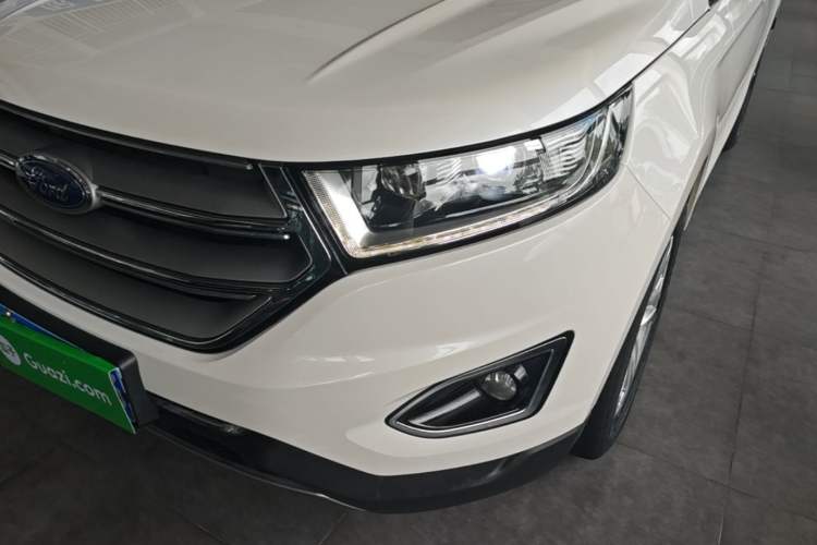 Used Ford Edge 2016 EcoBoost 245 Two-Wheel-Drive Titanium 7-Seater Left Front Headlight