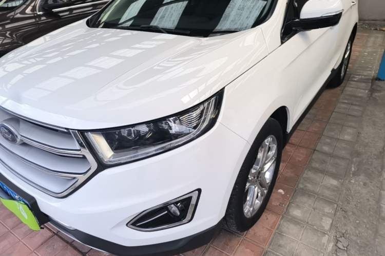 Used Ford Edge 2016 EcoBoost 245 Two-Wheel-Drive Titanium 7-Seater Left Front Headlight