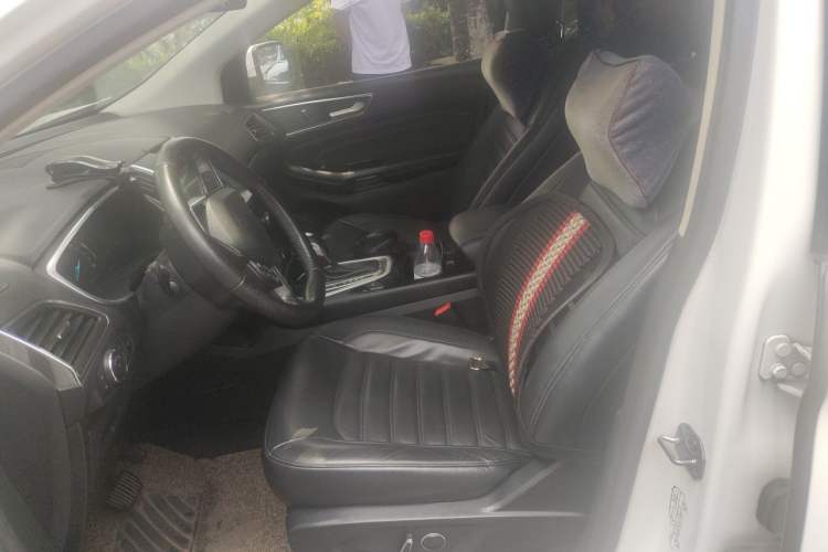 Used Ford Edge 2016 EcoBoost 245 Two-Wheel-Drive Titanium 7-Seater Left Front Seat