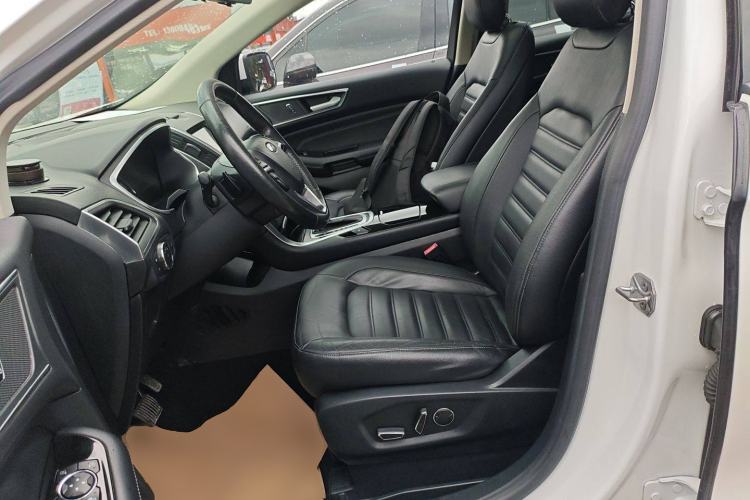 Used Ford Edge 2016 EcoBoost 245 Two-Wheel-Drive Titanium 7-Seater Left Front Seat