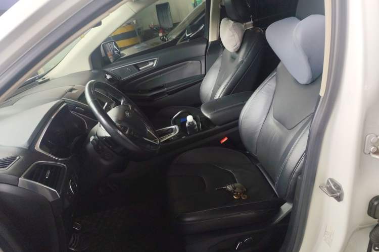 Used Ford Edge 2016 EcoBoost 245 Four-Wheel Drive Titanium 7-Seater Left Front Seat