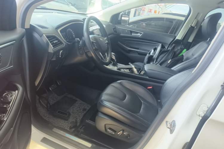 Used Ford Edge 2016 EcoBoost 245 Four-Wheel Drive Titanium 7-Seater Left Front Seat