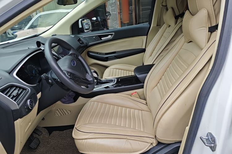 Used Ford Edge 2016 EcoBoost 245 Two-Wheel-Drive Titanium 5-Seater Left Front Seat