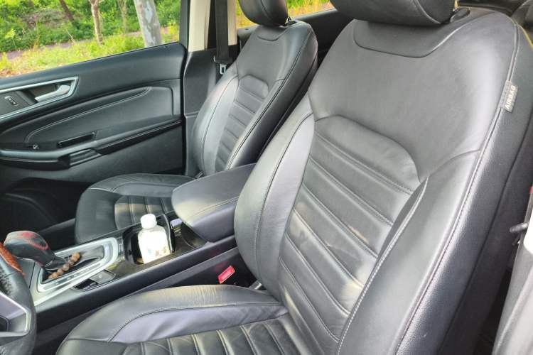 Used Ford Edge 2016 EcoBoost 245 Four-Wheel Drive Titanium Edition 7-Seater Left Front Seat