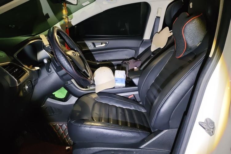 Used Ford Edge 2016 EcoBoost 245 Two-Wheel-Drive Titanium 7-Seater Left Front Seat