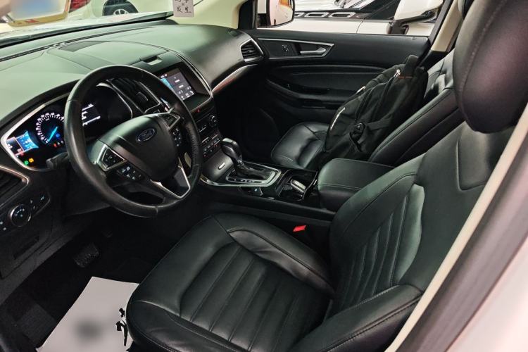 Used Ford Edge 2016 EcoBoost 245 Four-Wheel Drive Titanium Edition 7-Seater Left Front Seat