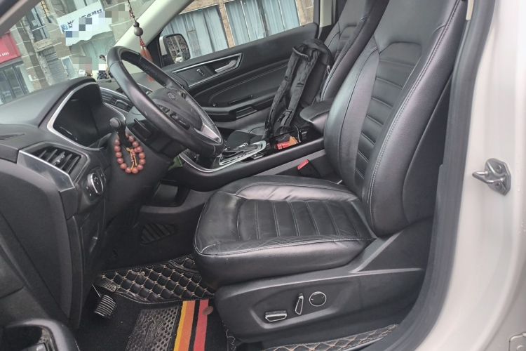 Used Ford Edge 2016 EcoBoost 245 Four-Wheel Drive Titanium Edition 7-Seater Left Front Seat