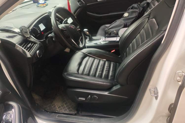 Used Ford Edge 2016 EcoBoost 245 Four-Wheel Drive Titanium Edition 7-Seater Left Front Seat