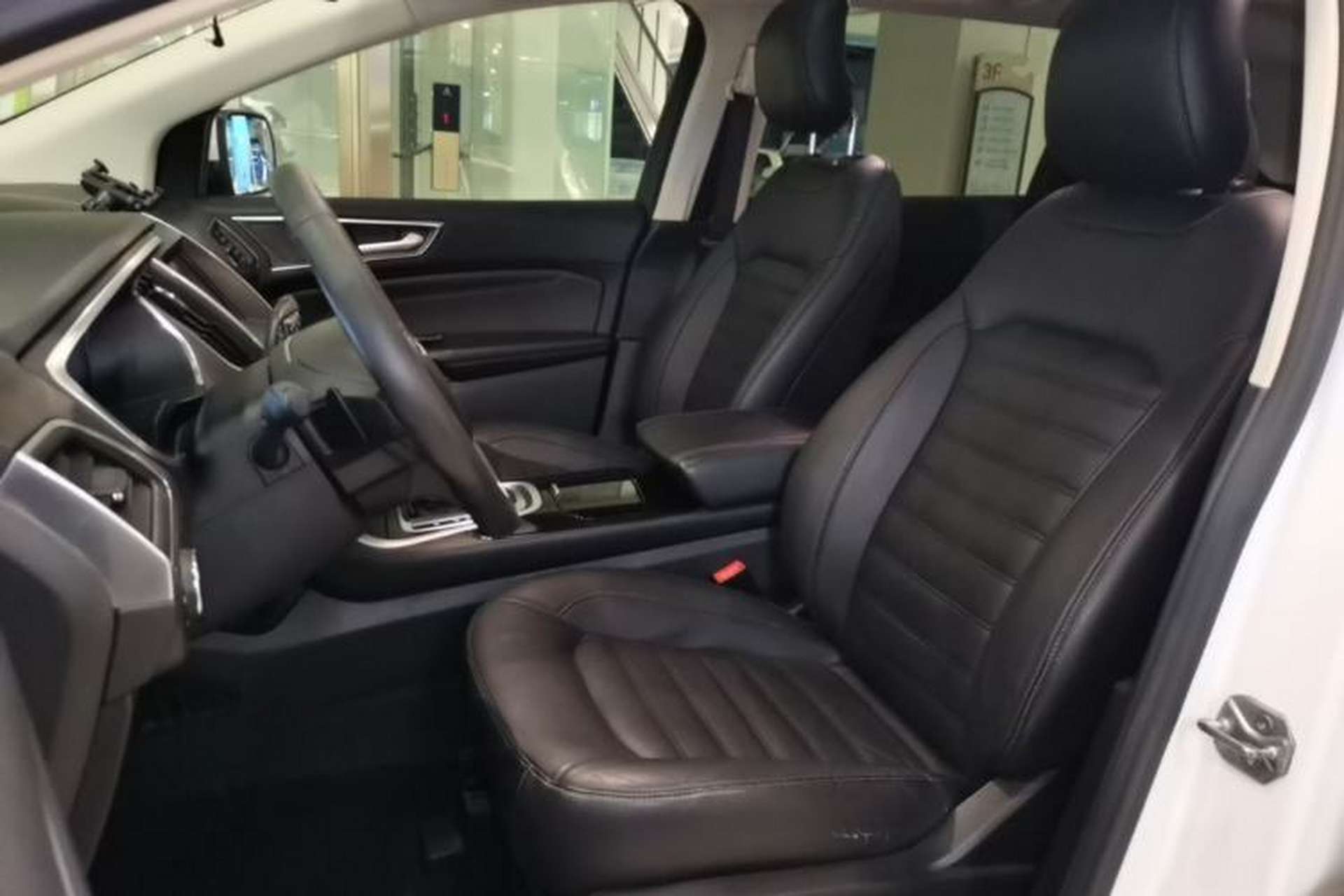 Used Ford Edge 2016 EcoBoost 245 Two-Wheel-Drive Titanium 7-Seater Left Front Seat