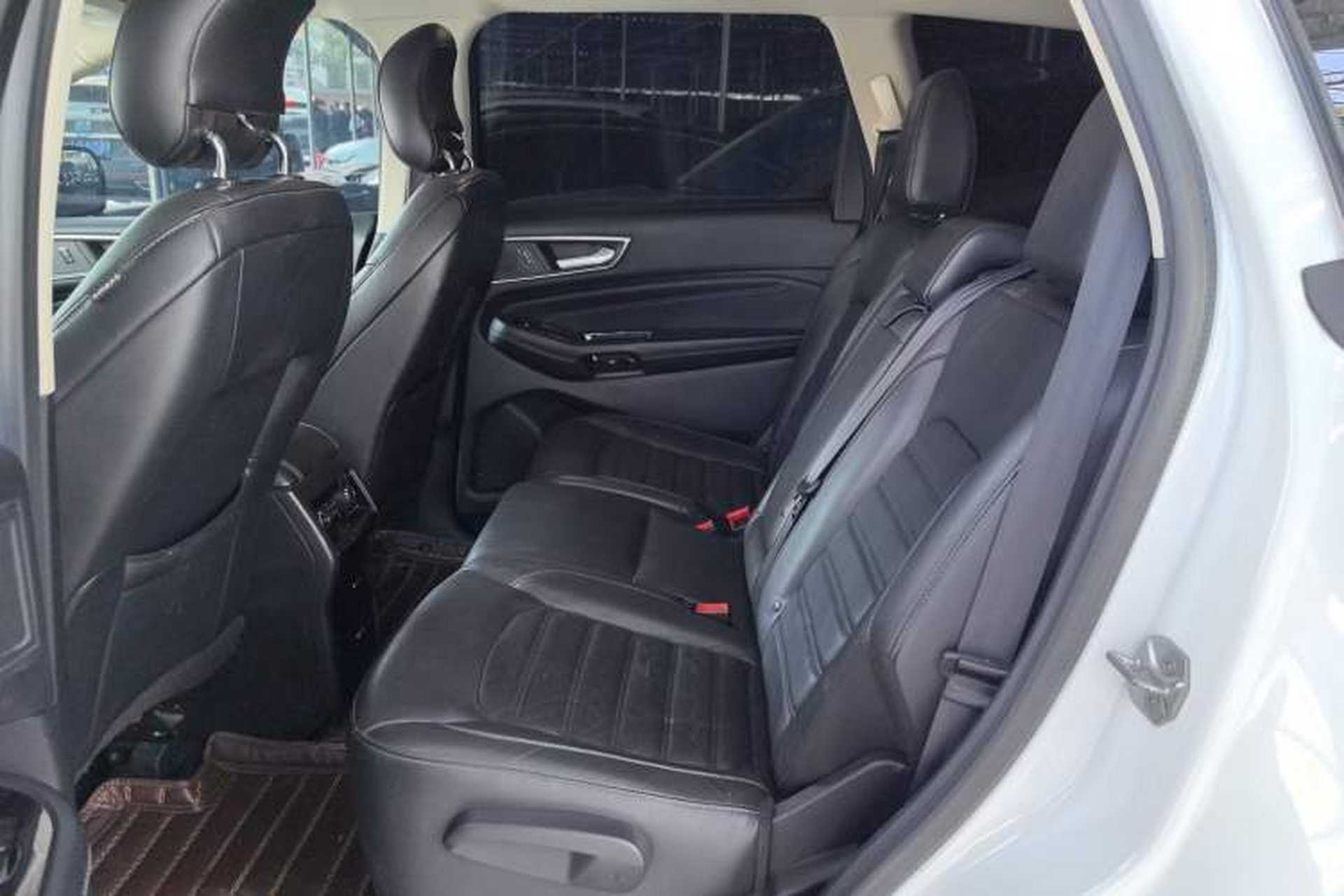 Used Ford Edge 2016 EcoBoost 245 Two-Wheel-Drive Titanium 7-Seater Left Rear Seat